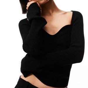 Long sleeve Rib-knit sweater